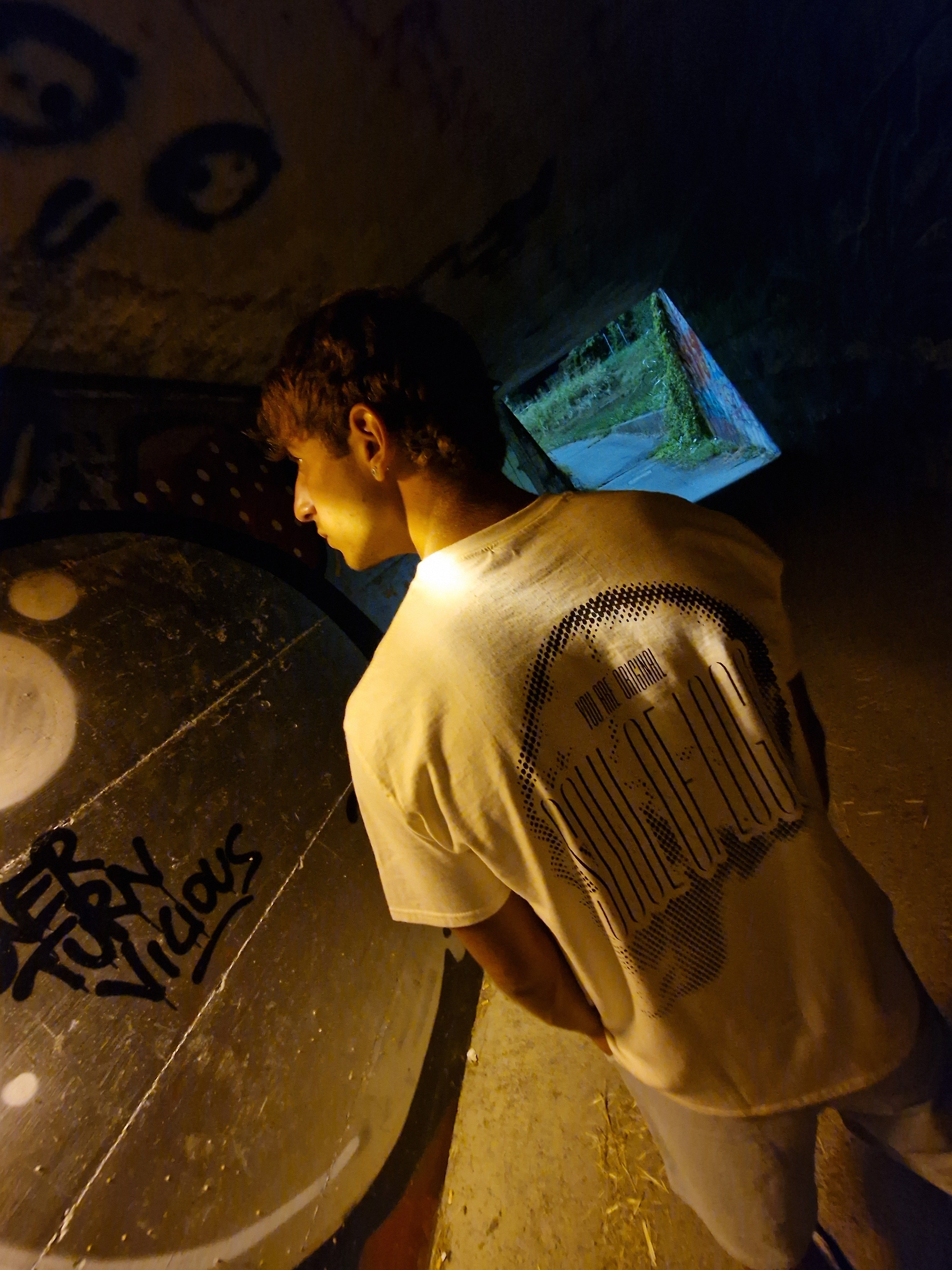 T-shirt a Manica Corta in Cotone - colore Sabbia - Rebirth